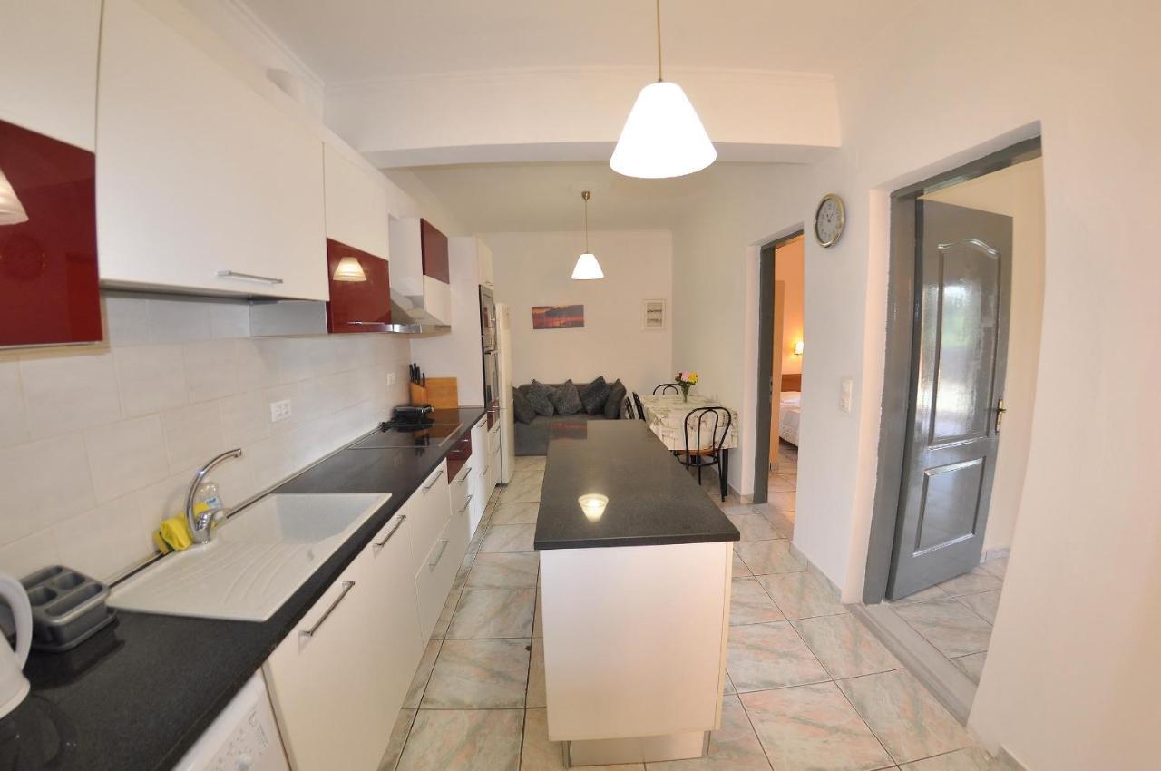 Maria Apartments - Roumanis Liapádesz Kültér fotó
