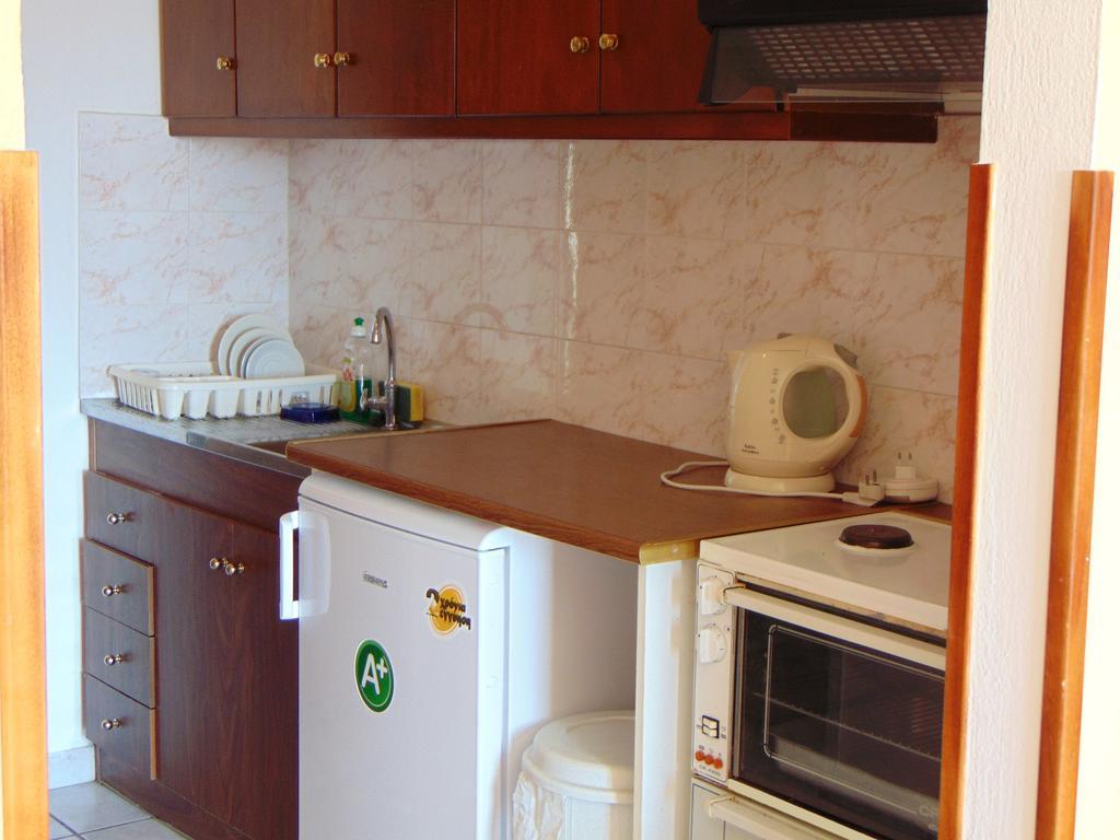 Maria Apartments - Roumanis Liapádesz Kültér fotó